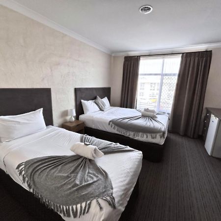Prince Of Wales Hotel, Bunbury Extérieur photo