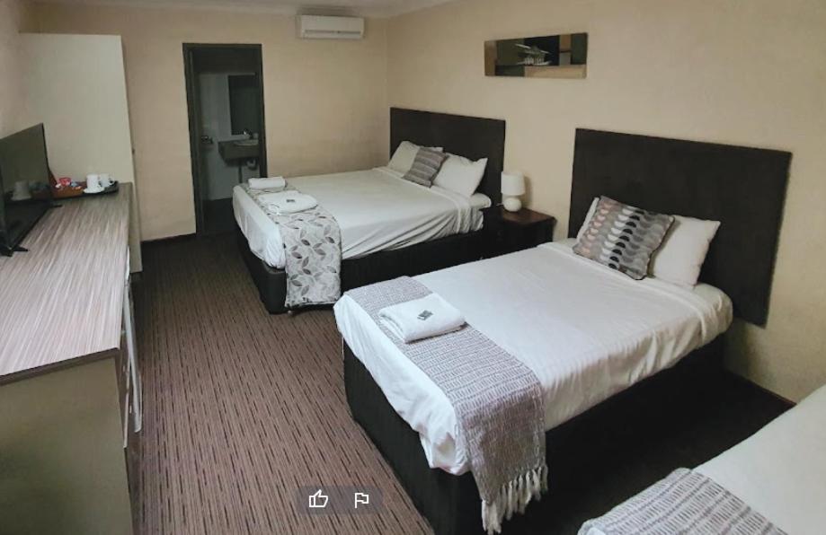 Prince Of Wales Hotel, Bunbury Extérieur photo