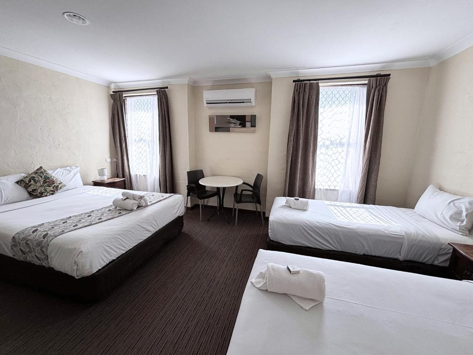 Prince Of Wales Hotel, Bunbury Extérieur photo