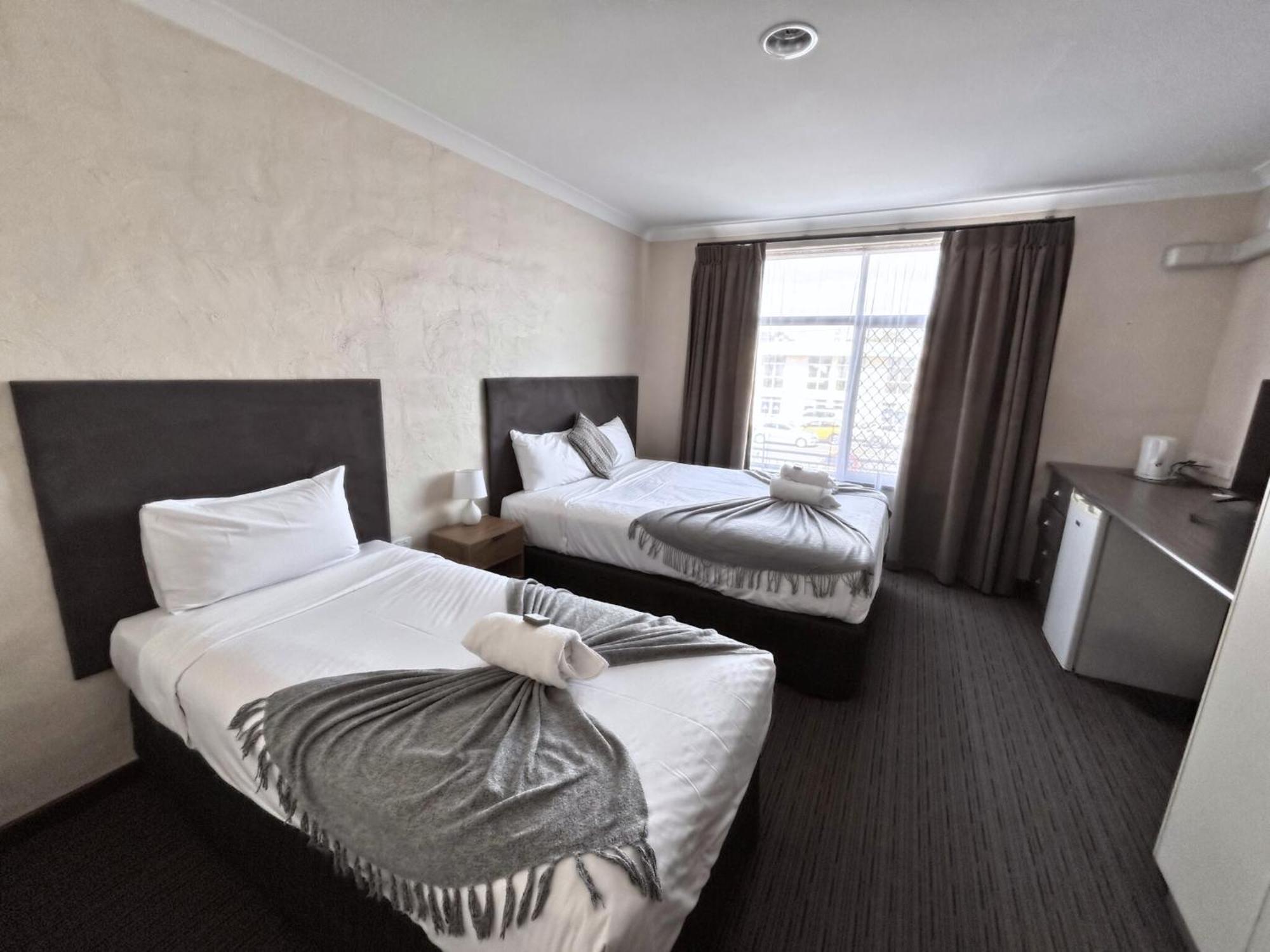 Prince Of Wales Hotel, Bunbury Extérieur photo