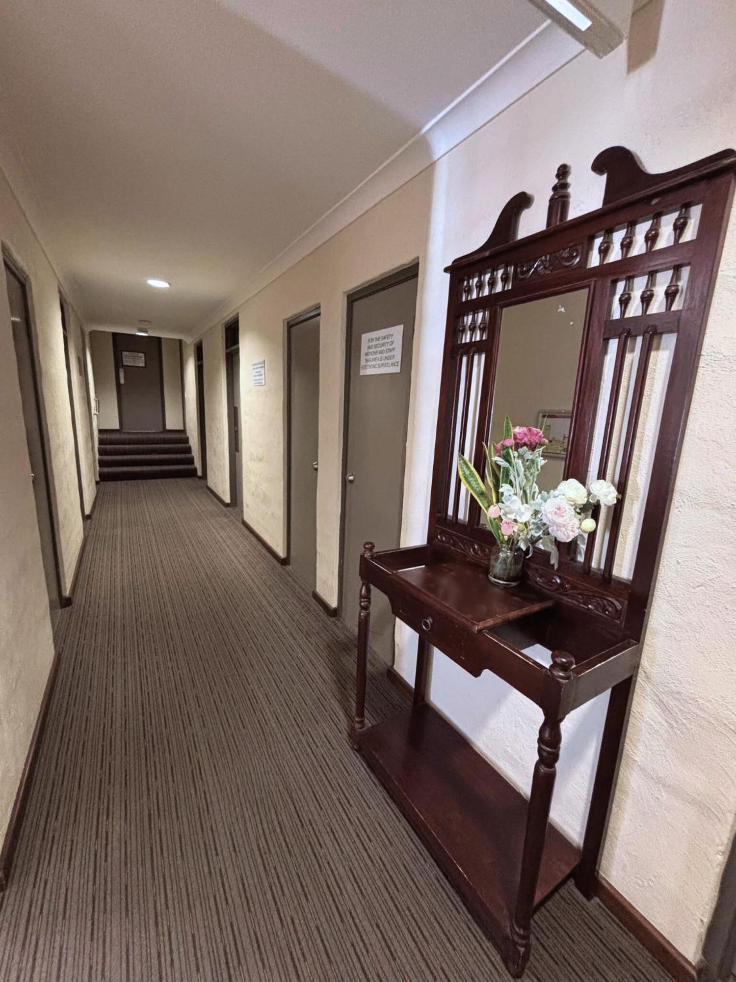 Prince Of Wales Hotel, Bunbury Extérieur photo