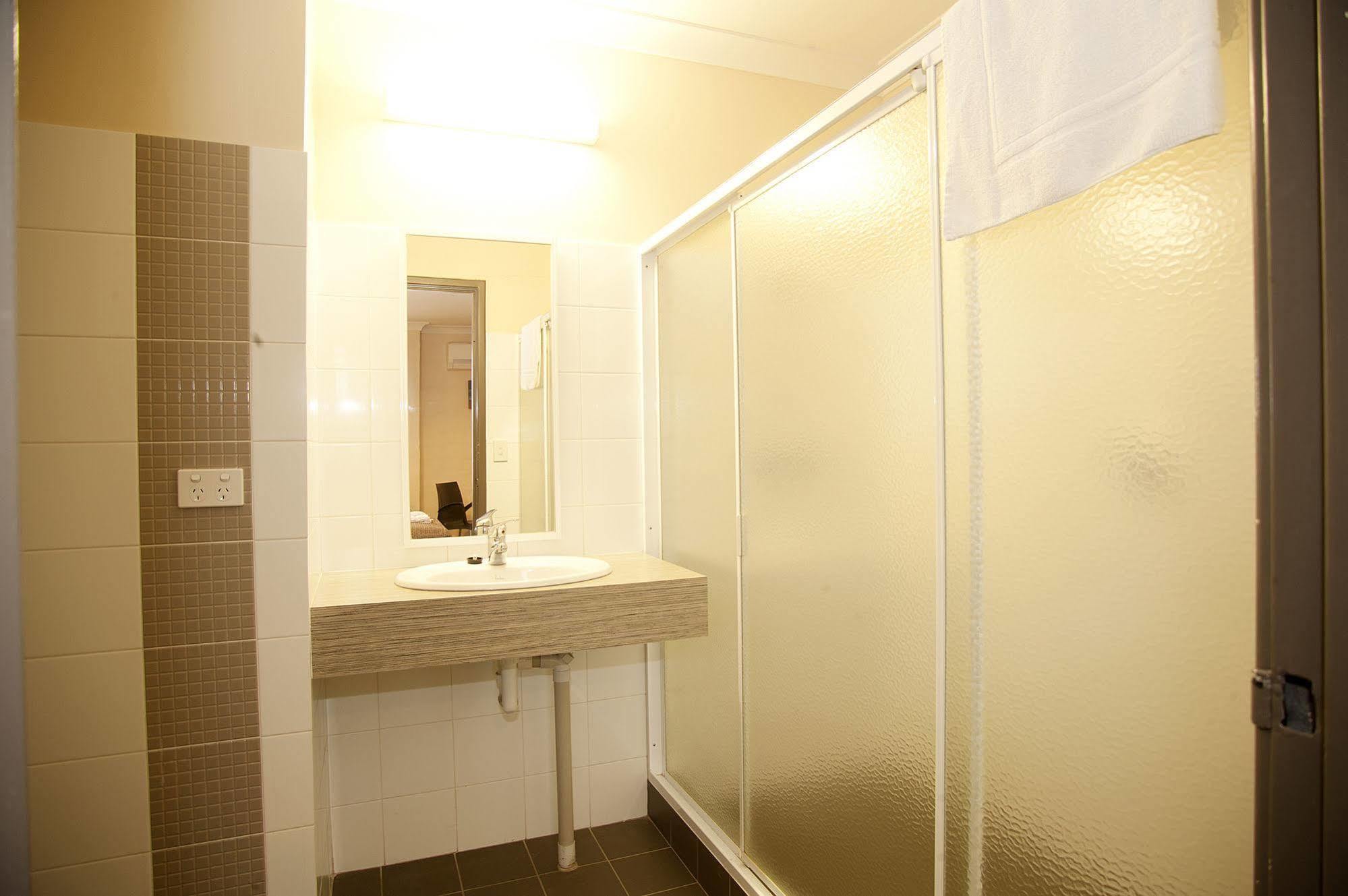 Prince Of Wales Hotel, Bunbury Extérieur photo