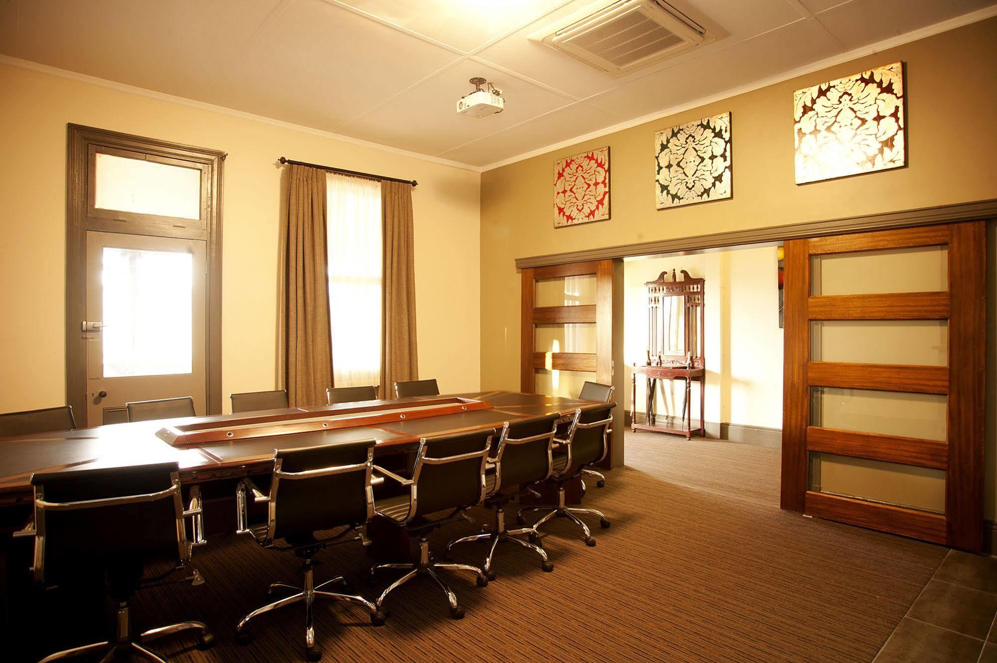 Prince Of Wales Hotel, Bunbury Extérieur photo